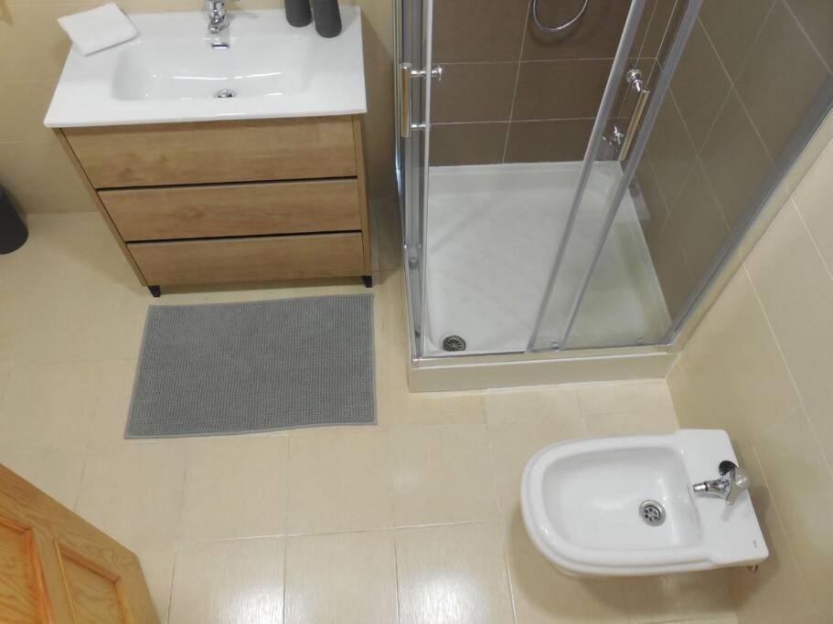 Precioso Piso De 2 Habitaciones 阿尔米利亚 外观 照片