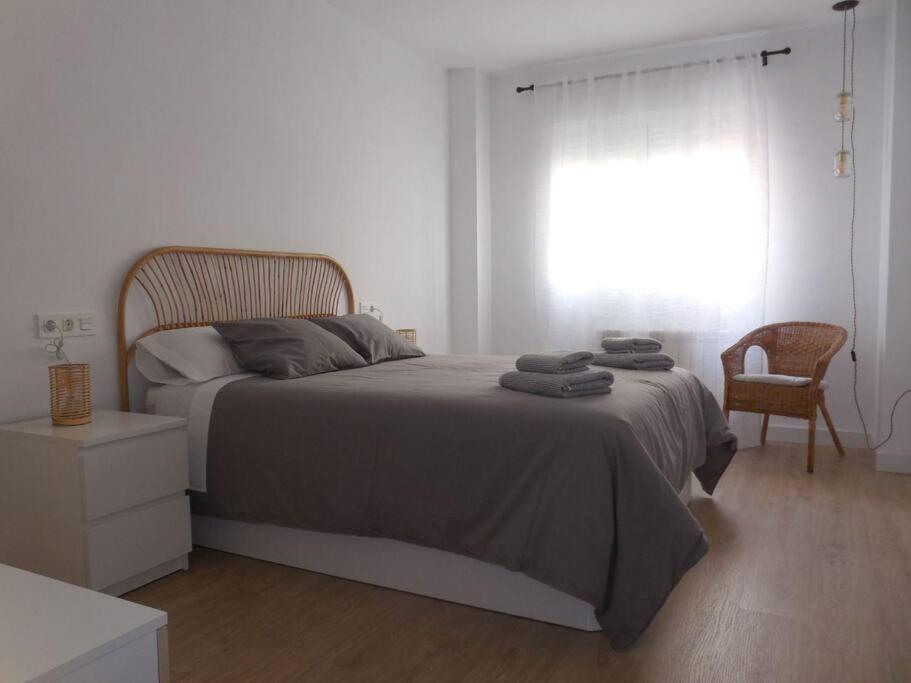 Precioso Piso De 2 Habitaciones 阿尔米利亚 外观 照片